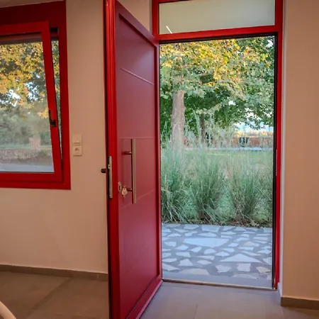 Ktima Lomvardia Loggos